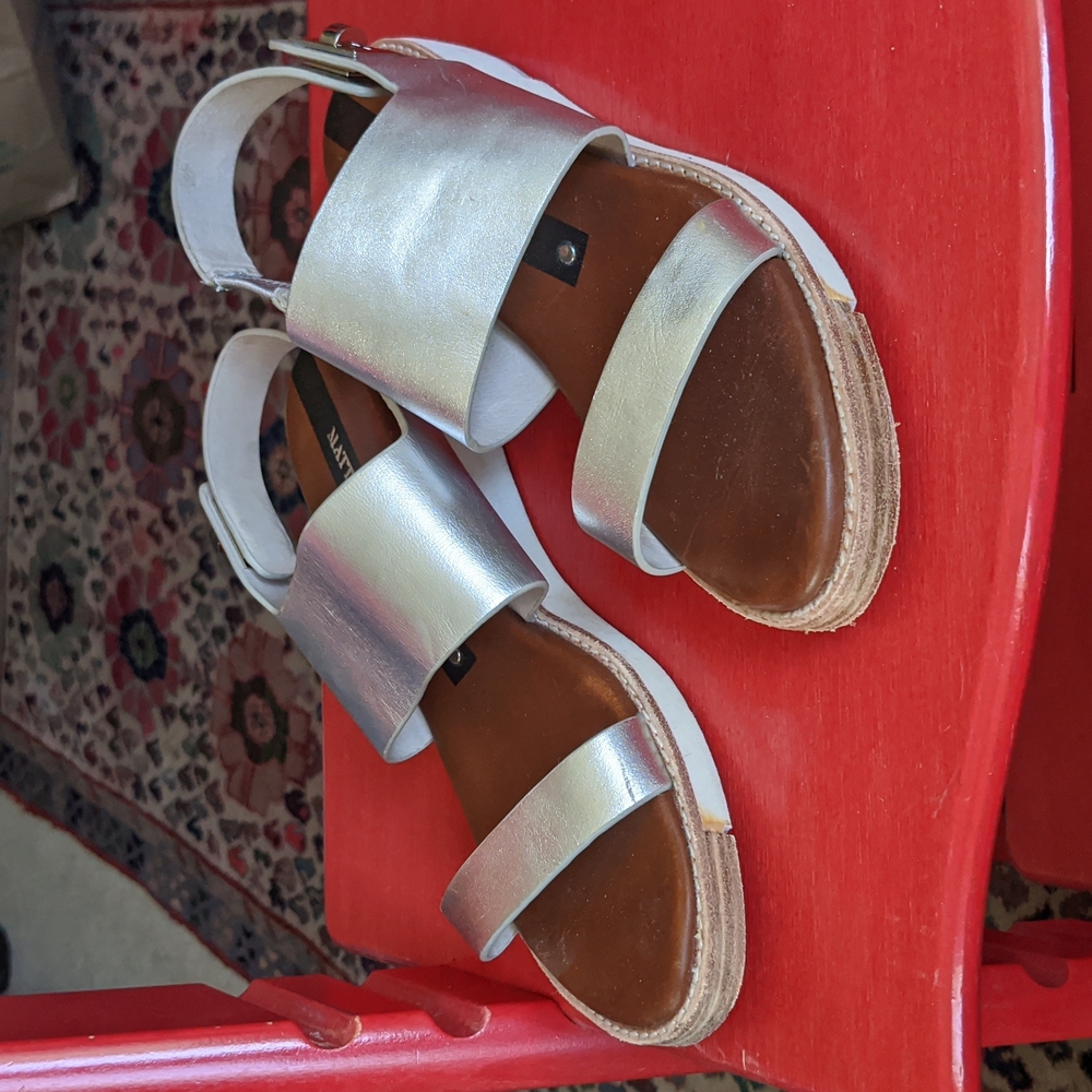 Matt Bernson silver sandals 7 medium